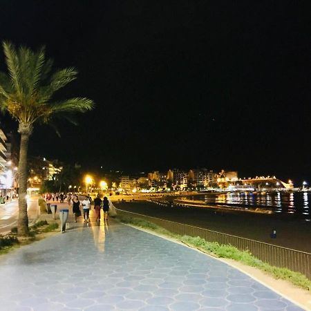 Magic Studio With Swimming Pool Μπένιντορμ Εξωτερικό φωτογραφία