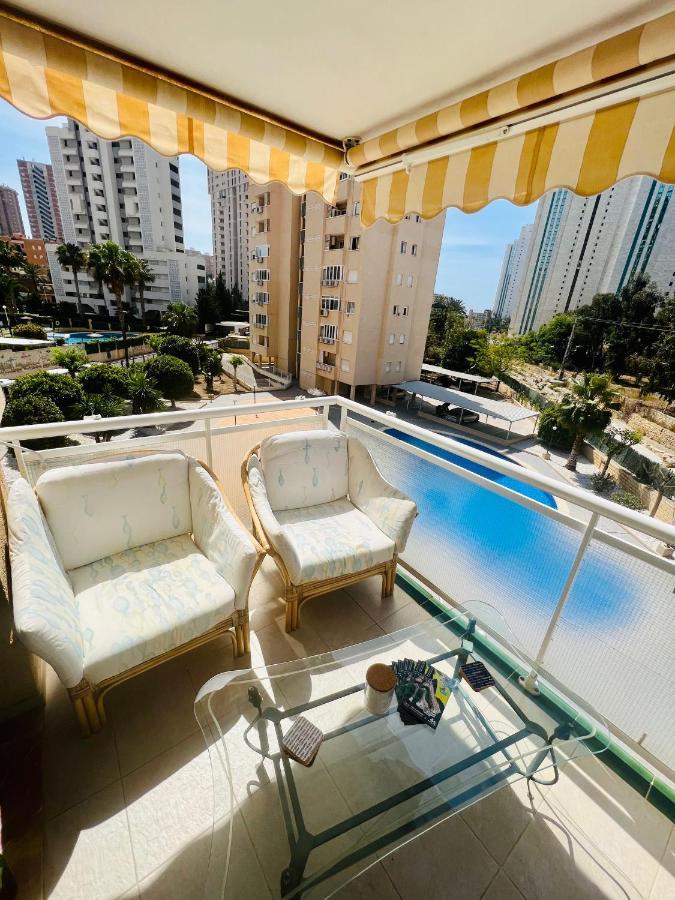 Magic Studio With Swimming Pool Μπένιντορμ Εξωτερικό φωτογραφία